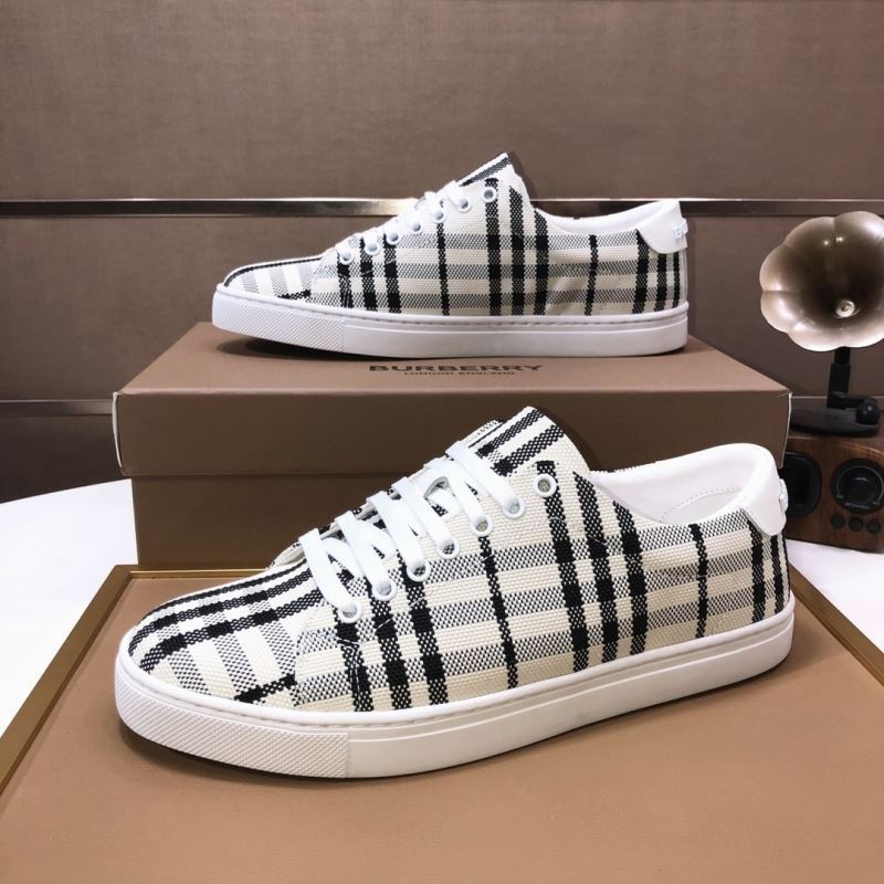 Burberry Low Shoes